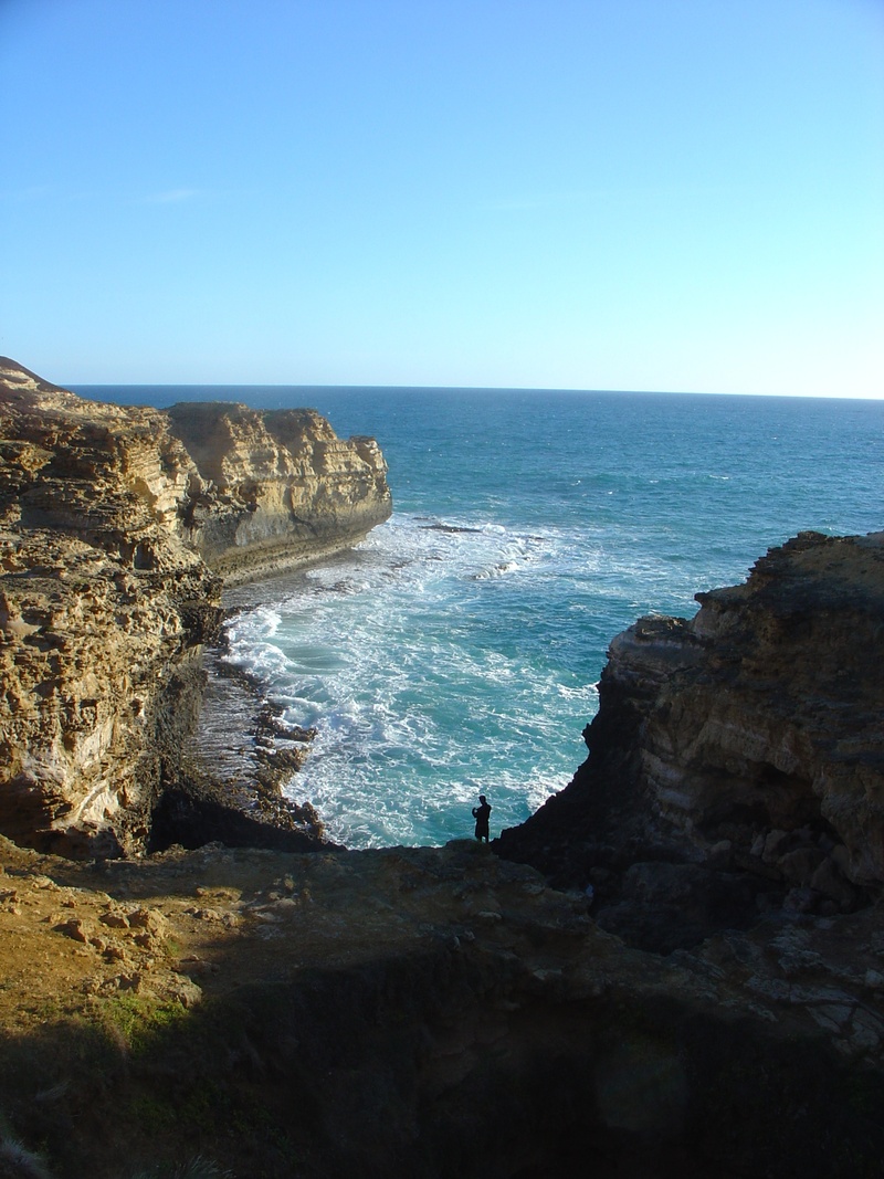 coastline, water, great Ocean Road, beauty in nature, clear sky, sea, cliff, lifestyles, real people, 2K, horizon, outdoors, coast, day, sky, atlantic Ocean