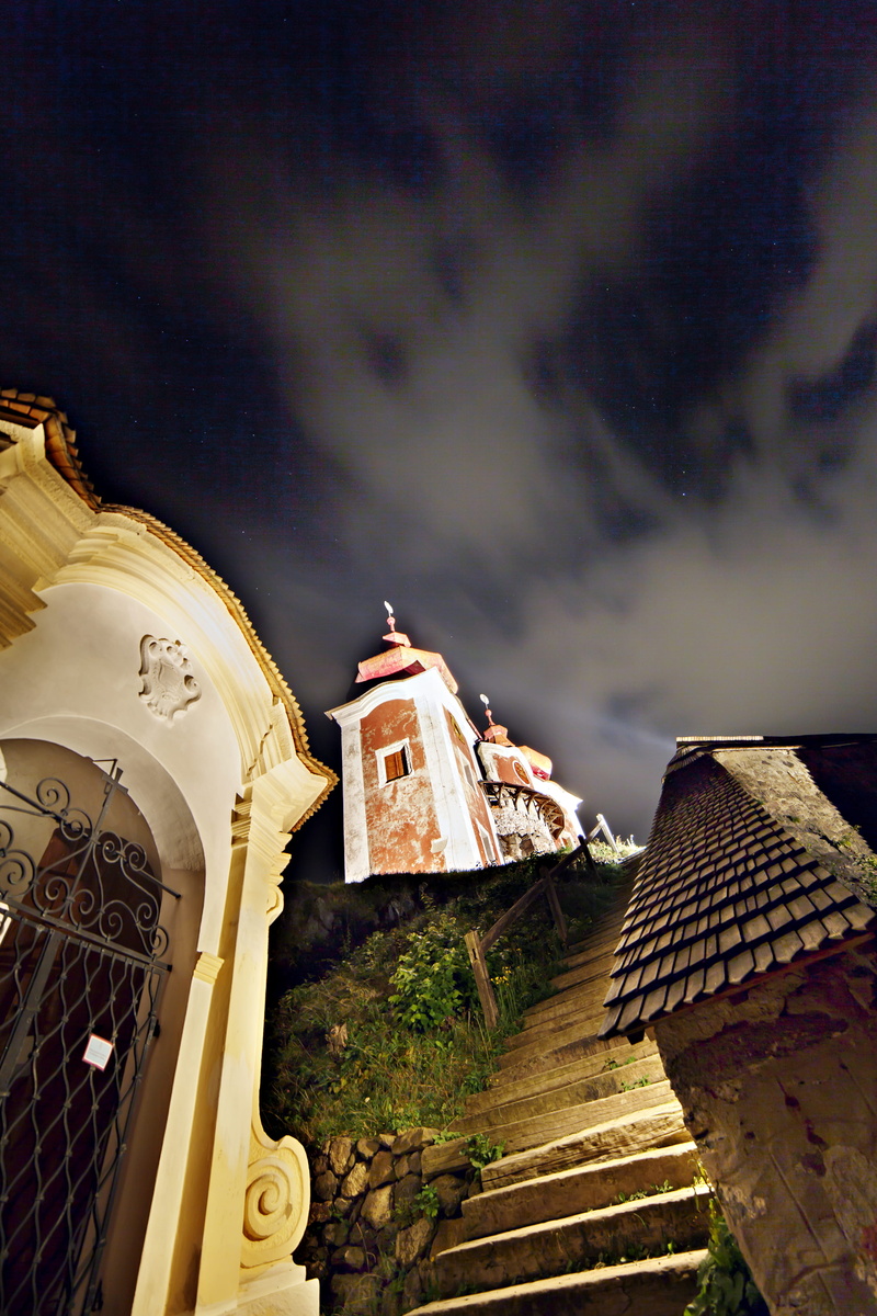 building exterior, outdoors, history, architecture, place of worship, banská štiavnica, belief, the past, nature, staircase, built structure, 4K, building