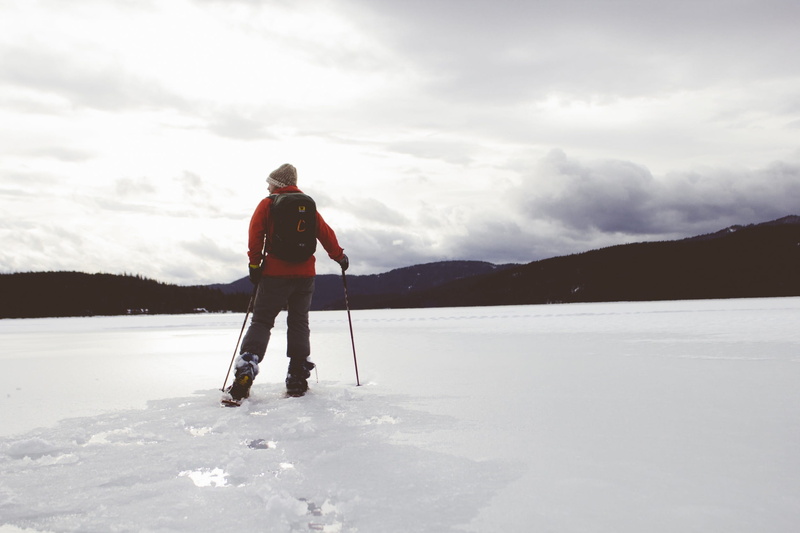 fitness, rear view, day, outdoors, warm clothing, cold, sky, standing, sports, guy, winter, people, leisure activity, toque, mountains, cross country, nature