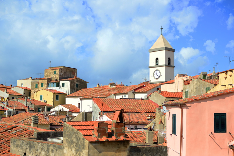 architecture, old, marvel, spirituality, blue sky, tuscany, europe, vista, travel, day, place of worship, attractions, residential district, roof, ancient