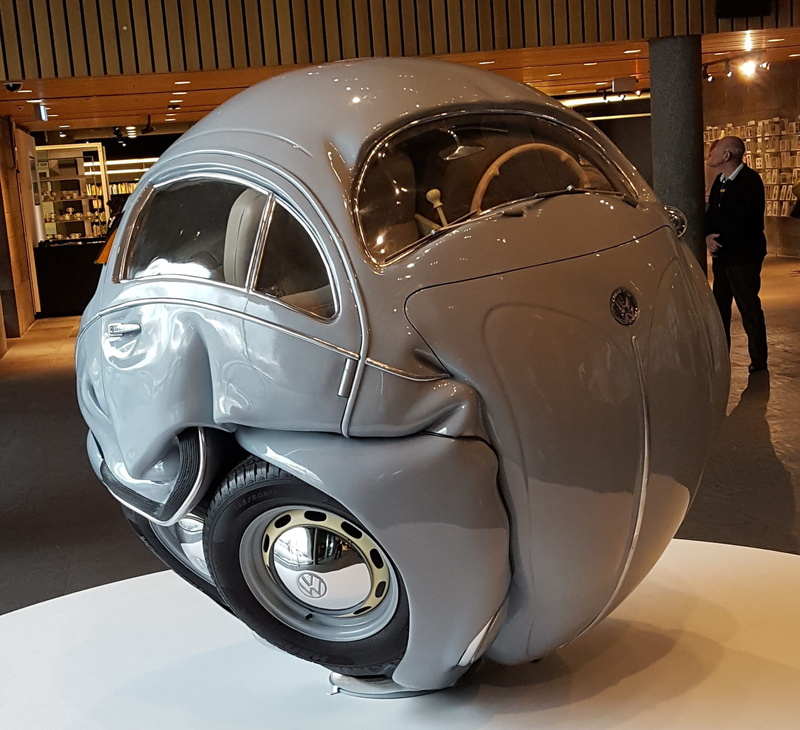 car accident, vw, retro styled, mode of transportation, vehicle hood, car, luxury, australia, garage, indoors, stationary, wealth, ball, land vehicle, reflection