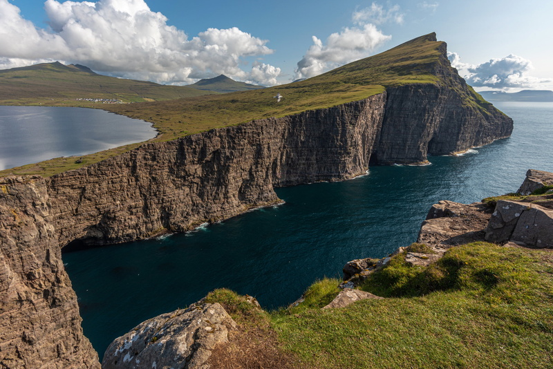 Denmark, Lake Sørvágsvatn, Rock, photo, Nature, Moss, 2K, Lake, Faroe Islands