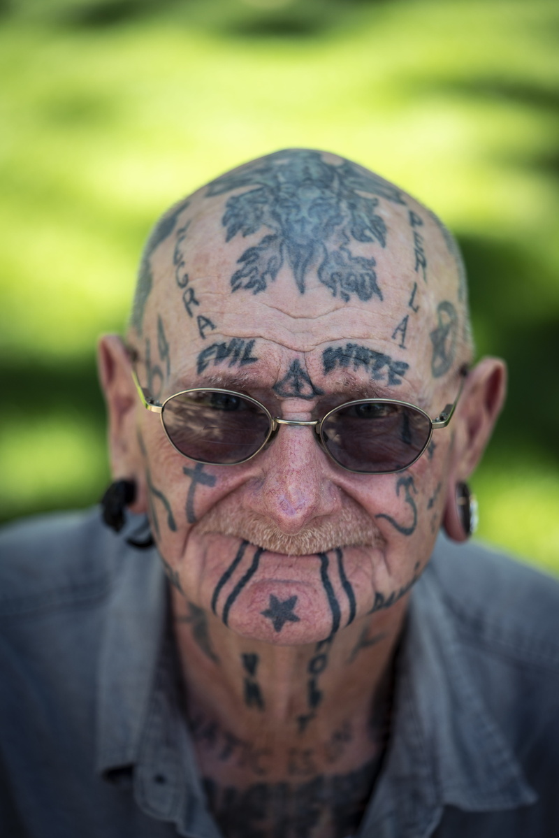 portrait, people, day, glasses, face, 8K, lifestyles, tattooed guy, brown, adult, human body part, rock star, old man, close-up, person, senior adult