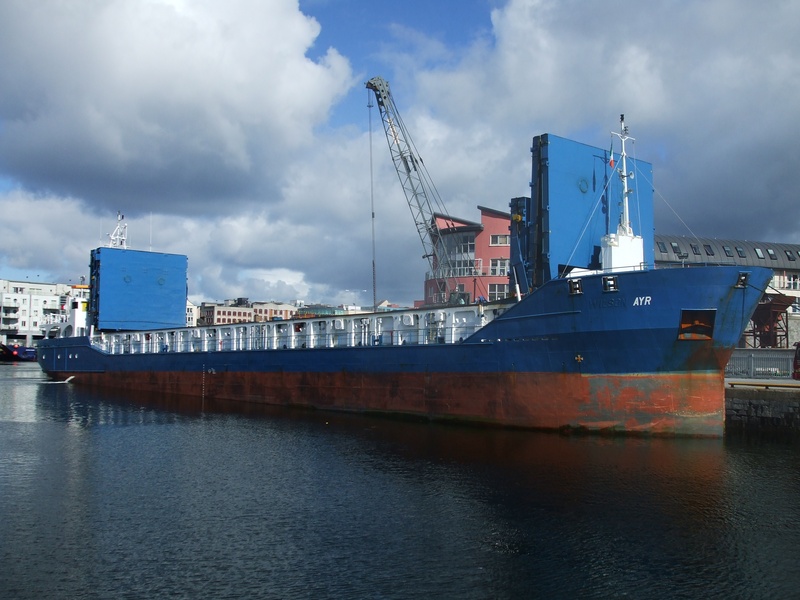 architecture, mode of transportation, delivering, freight, freight transportation, shipping, transportation, no people, waterfront, cargo, docks, business