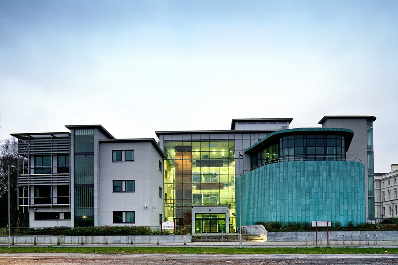 study, cloud - sky, 4K, buildings, sky, building exterior, campus, nature, street, built structure, university, architecture, city, plant, outdoors, learning