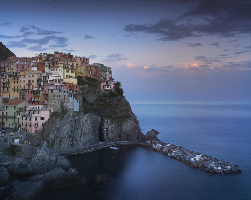 house, tourism, urban Scene, seaside, houses, manarola, ocean, architecture, village, terre, history, mediterranean Culture, rock - Object, cultures, mediterranean Countries
