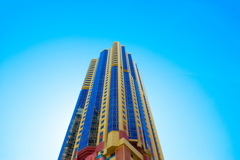 clear sky, built Structure, downtown District, nature, city, low angle view, high, office, skyscraper, famous Place, modern, 5K, rise, brown, no people