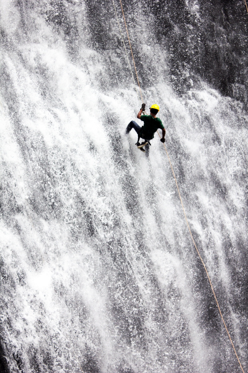 climbing, men, motion, nature, full length, extreme Sports, scenics - nature, action, beauty in nature, outdoors, one person, winter, extreme, skill, mountain