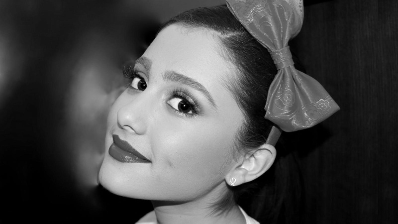 ariana grande, black and white, white, grande, victorious, celebrities, women, black, girls, 720P, ariana, celebrity