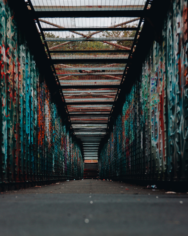 warehouse, architecture, sheffield, old, diminishing Perspective, metal, graffiti, steel, factory, photo, 2K, grunge, backgrounds, iron - Metal, tunnel