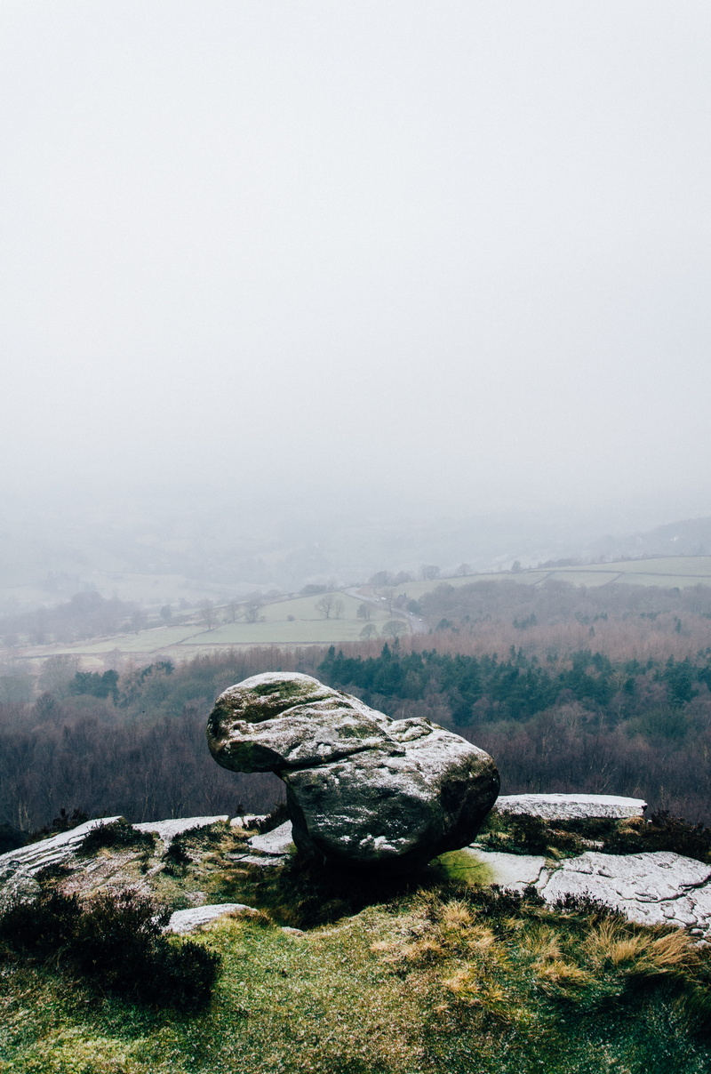day, outdoors, environment, solid, 4K, boulder, copy space, valley, rock, owler tor, the peak district, rocks, sheffield, hills, forest, united kingdom
