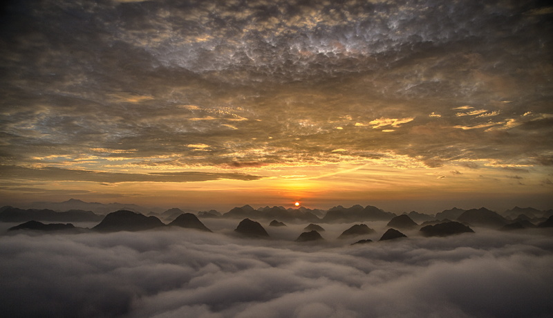 beauty in nature, dramatic sky, landscape photo, binh minh, nature, photography, clouds, outdoors, cloudscape, no people, sunset, vietnam, sun, cloud - sky