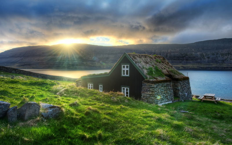 landscape, sun, sunset, tranquility, mountain, plant, outdoors, beauty in nature, cottage, 2K, built structure, architecture, no people, river, building