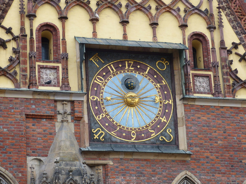 wroclaw, historically, historic town hall, 4K, town hall, wall - building feature, travel destinations, old, poland, historic old town, clock, built structure
