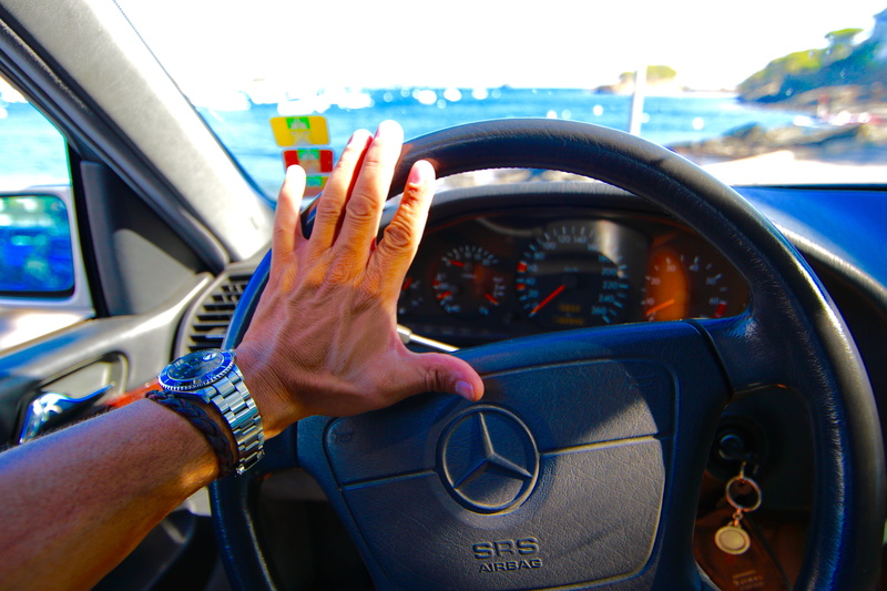 car interior, steering wheel, coast, drive, horizon, watch, men, transportation, hand, mercedes, human hand, 5K, human body part, dashboard, motor vehicle