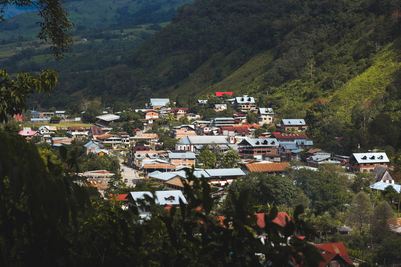 naturaleza, high angle view, pueblo, beautiful, casas, day, house, comunidad, 4K, green color, city, architecture, pozuzo, residential district, mountain