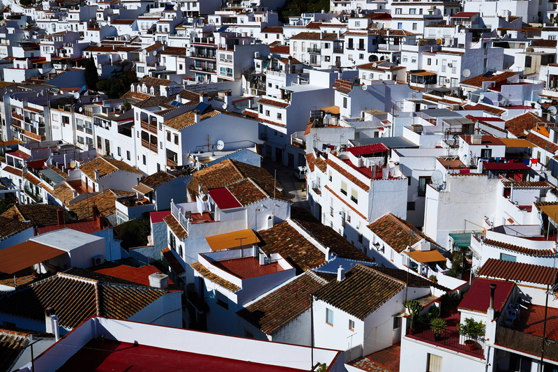 roof, community, architecture, built structure, high angle view, outdoors, spanish, white, building, day, mijas, spain, facade, buildings, settlement, residential district