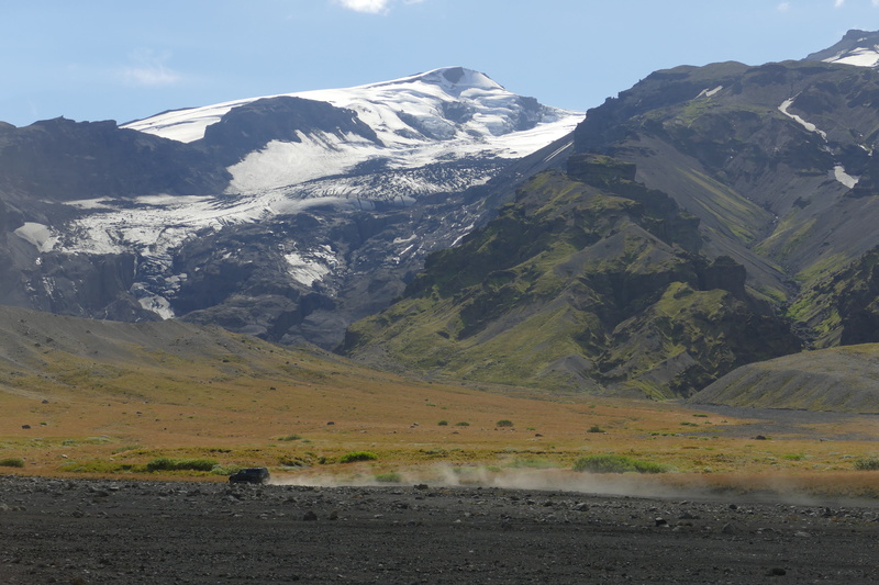 land, beauty in nature, nature, volcano, thor mark, pebble, summit, 5K, outdoors, volcanism, scenics - nature, eyjafjallajökull, landscape, cold temperature
