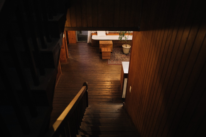 wood, building, daejeon, built structure, 4K, brown, railing, handrail, 로안스냅스, direction, furniture, flooring, leica, floor, shrine, plywood, wooden, staircase