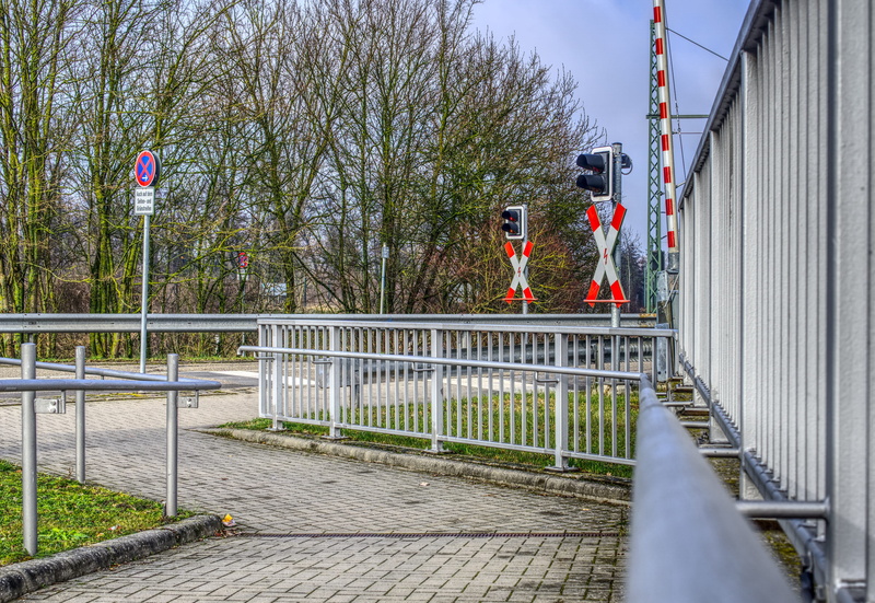 plant, connection, 4K, contrast, footpath, bridge - man made structure, nature, day, protection, no people, cross, train, road, security, hdr, building exterior