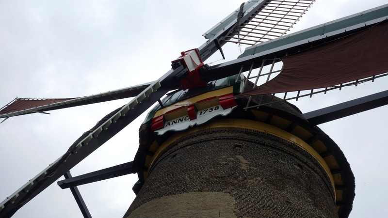 historic building, flag, dutch landscape, architecture, environment, 5K, wind mill, history, outdoors, kinderdijk, low angle view, tourism, renewable energy