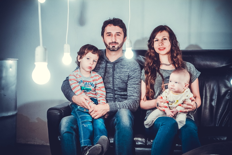 black, happiness, real people, children, positive emotion, parent, lifestyle, woman, lightbulbs, sofa, hanging, brothers, indoors, 5K, males, sit, man
