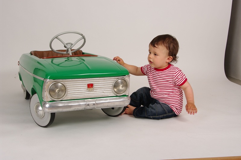 child, mode of transportation, one person, casual clothing, 4K, childhood, baby, men, small, vehicle, shirt, boy, car, innocence, ride, sitting, transportation
