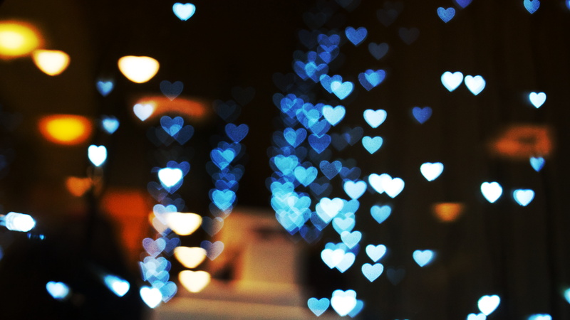 red, nightlife, bokeh, shiny, no people, light, holiday, vibrant Color, pattern, photographic Effects, glitter, electric light, blurred Motion, blue, christmas Lights