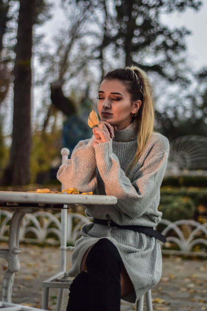 teenager, stylish, winter, contemplation, day, tree, hair, one person, front view, clothing, warm clothing, long hair, young women, beautiful woman, real people