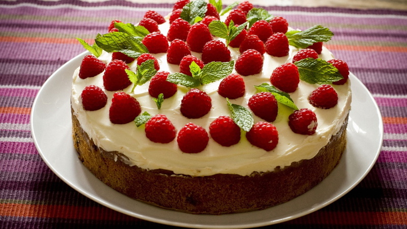 indulgence, homemade, plate, top, baked, berries, still life, birthday, close-up, chocolate, ready-to-eat, healthy eating, fruit, icing, cream, slice, berry fruit
