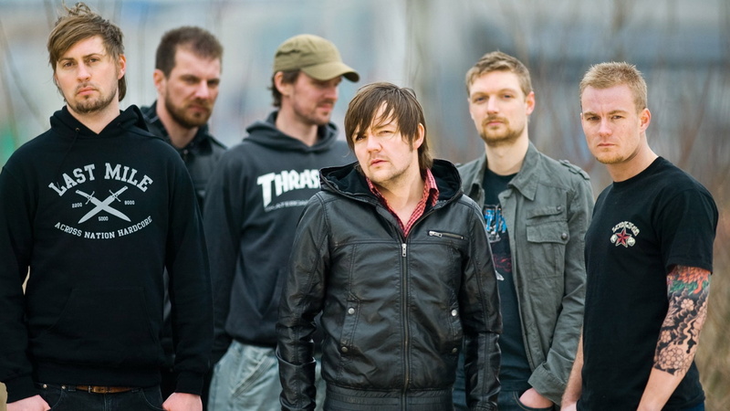 teamwork, tattoo, s, clothing, cooperation, 1080P, brown hair, hooded, black, jacket, smocks, standing, group of people, looking at camera, young adult