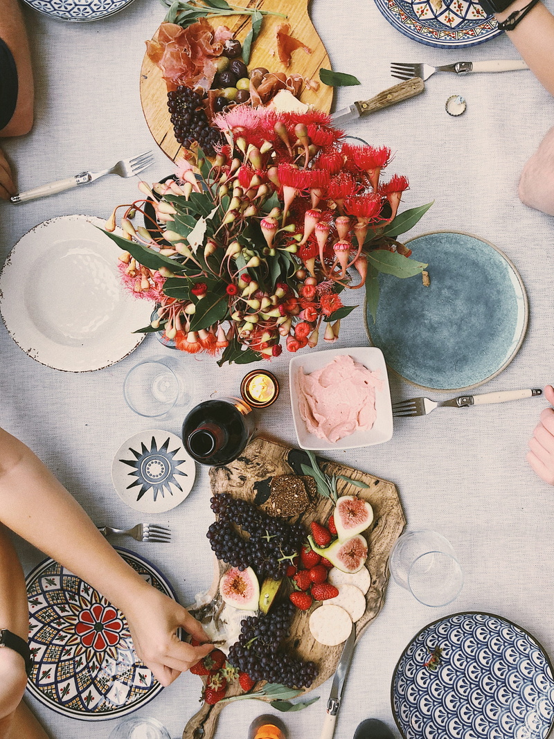 dining, food and drink, women, 4K, table setting, food photography, hands, freshness, real people, hand, tasty, meat, celebration, directly above, human body part