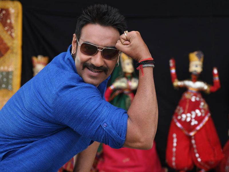Bollywood Movies, adult, dress, bol, sunglasses, focus on foreground, raghuvans, blue, s, smiling, Movies, shirt, happiness, young men, casual clothing