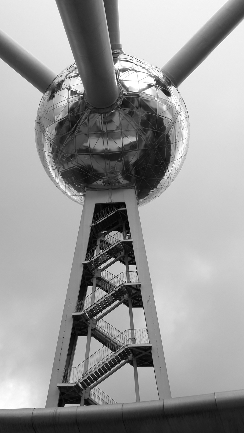 city, sphere, science, day, low angle view, travel destinations, ball, brussels, atomium, travel, connection, museum, tall - high, no people, sky, building