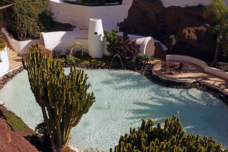 swimming pool, canary islands, travel destinations, day, cactus, pool, architecture, tranquility, water, lanzarote, 5K, home, no people, sunlight, succulent plant