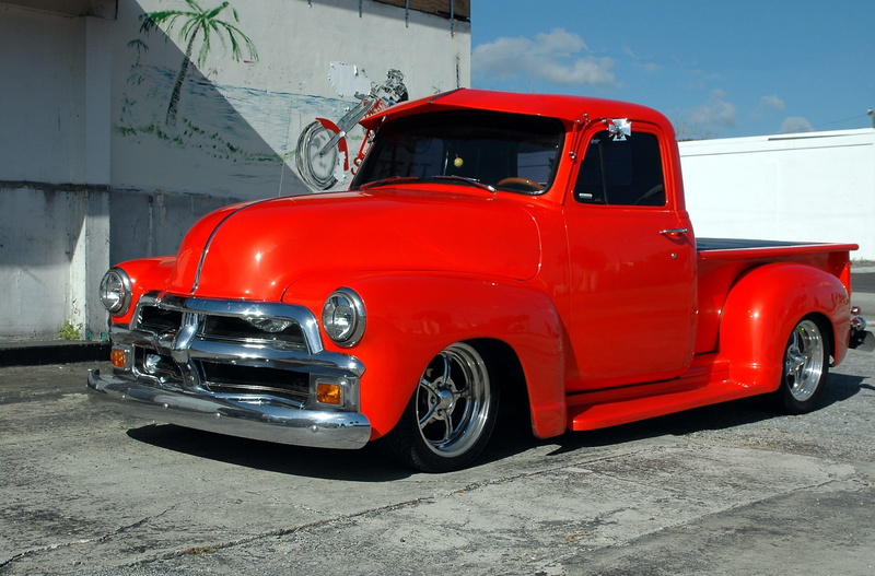 transportation, retro styled, power, commercial land vehicle, vintage car, drive, vehicle, no people, red, clean, mode of transport, stationary, technology