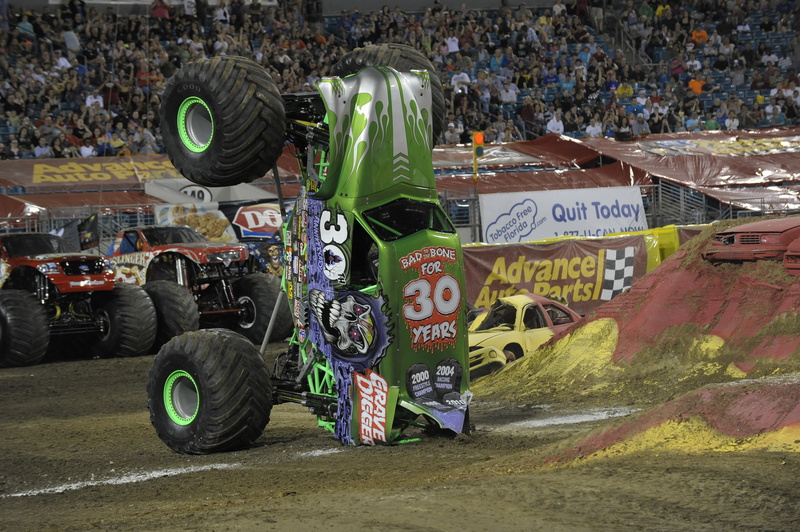 4K, race, truck, monster, grave, 4x4, digger, monster truck, racing