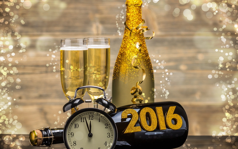 container, holiday, focus on foreground, 2016, golden, number, nature, white, illuminated, close-up, clock, glass, still life, refreshment, Festivals / Holidays