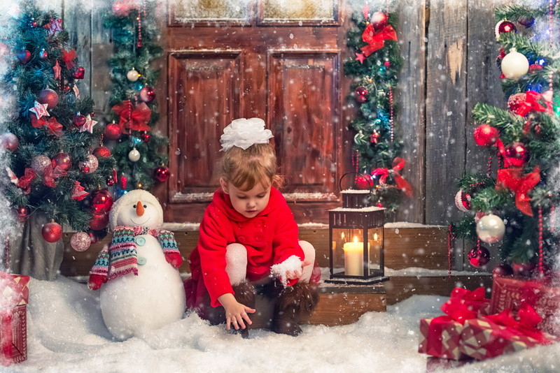 innocence, year, small, bow, fun, hat, emotion, females, s, domestic Room, cultures, children, one person, celebration, nature, cheerful, warm clothing