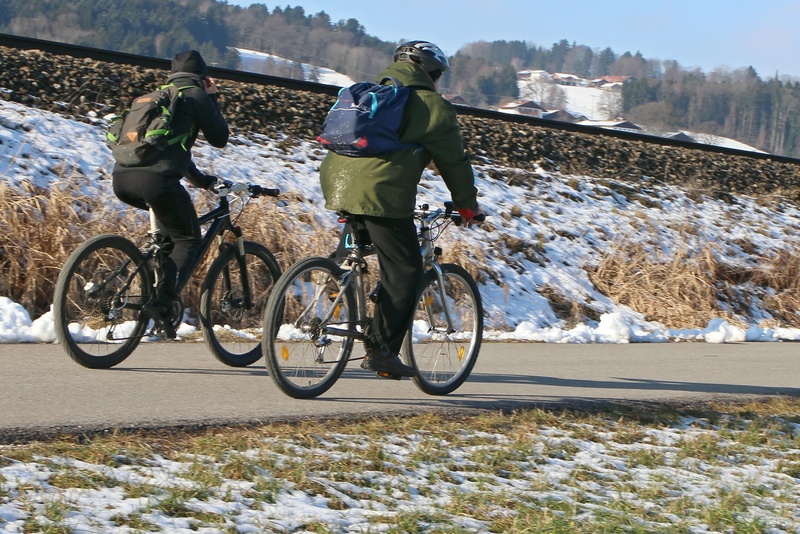 cycle path, winter, bicycle, mountain bike, day, bike, warm clothing, helmet, nature, ride, leisure activity, bicycle path, land vehicle, people, full length