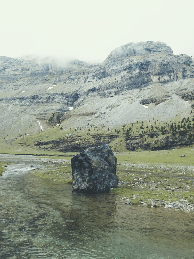 4K, idyllic, mountain range, landscape, solid, day, tranquility, environment, valley, no people, river, mountain, climbing, sky, scenics - nature, fogy