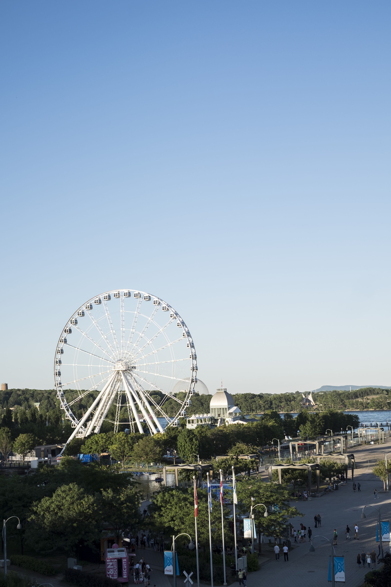 fairground, canada, leisure activity, sky, built structure, outdoors, blue, nature, clear sky, architecture, city, montreal, traveling carnival, 4K, arts culture and entertainment