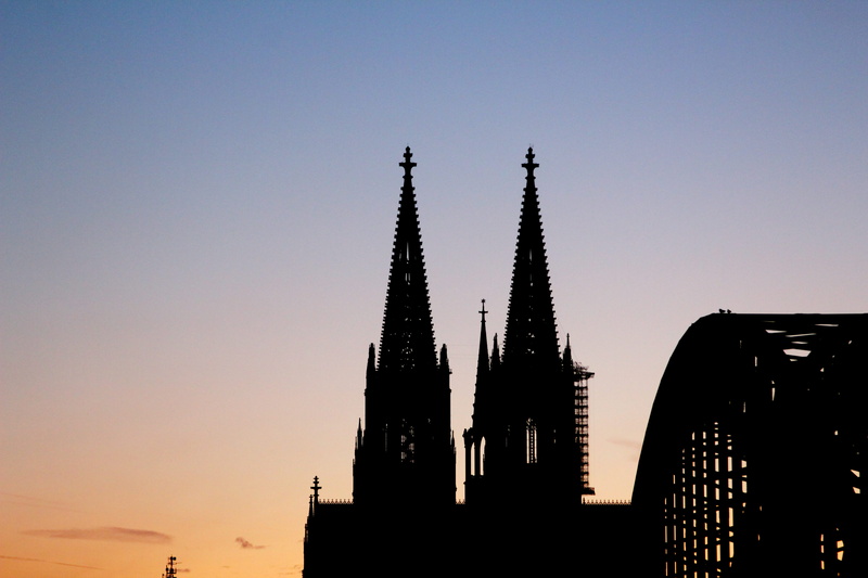 building exterior, köln, gradient, clear sky, church, kölner dom, outdoors, cathedral, building, dom, built structure, spire, cologne, tourism, travel destinations