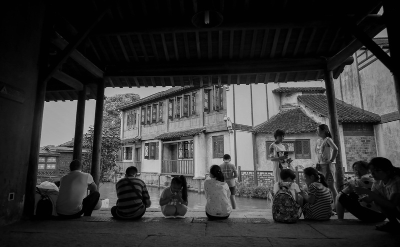 wuzhenzhen, waiting, adult, real people, women, spirituality, ceiling, lifestyles, men, jiaxing, china, architectural column, people, religion, group of people