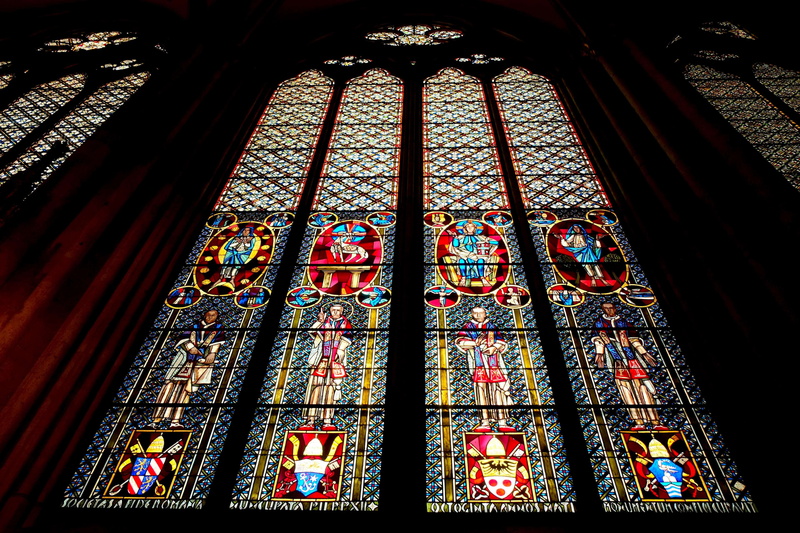 pattern, ornate, 4K, building, low angle view, low angle shot, window, arched window, ceiling, church window, artistic, stained glass, indoors, chapel