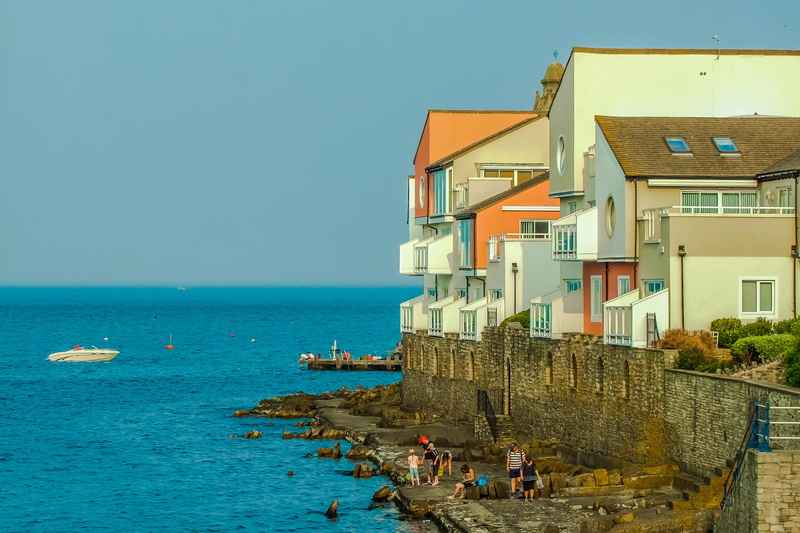 land, real people, horizon, nature, blue, dorset, waterfront, architecture, built structure, water, outdoors, 5K, sea, horizon over water, beach, ocean