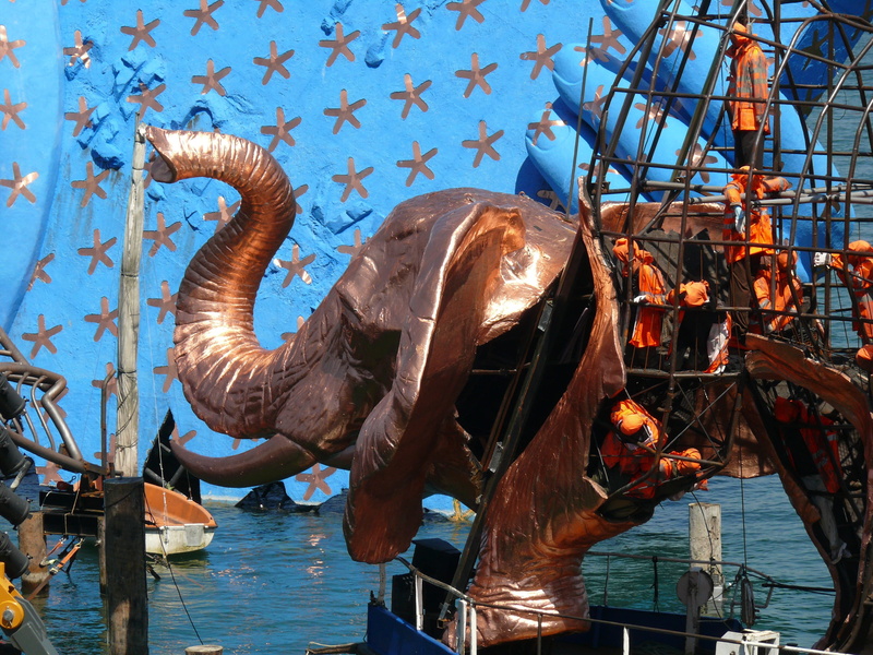 2K, Festival, wood - material, Bregenz, bronze, animal body part, open air theater, one animal, nature, no people, animal, water, vertebrate, group of animals