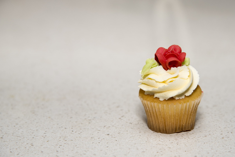 baked, white, cream, kid, indoors, flower, love, graphic, rose, cute, colourful, no people, sweet food, dessert, red, temptation, bakery, food, 5K, whipped cream