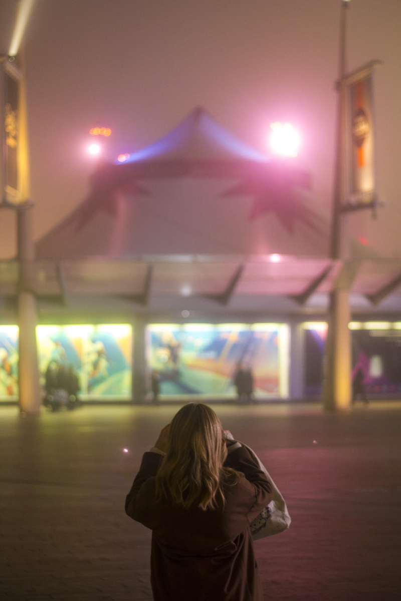 females, focus on foreground, leisure activity, standing, london, child, hairstyle, lens flare, headshot, night, girls, portrait, blond hair, innocence