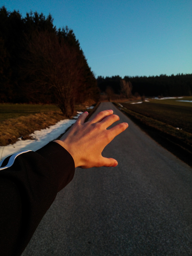 transportation, one person, land, real people, finger, day, germany, lifestyles, plant, sky, human hand, usseln, clear sky, leisure activity, willingen (upland)